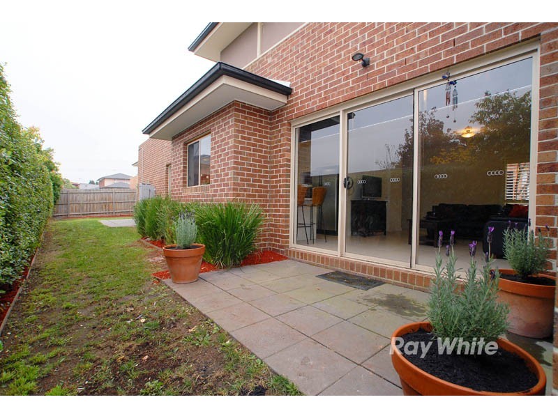 2/61 Cathies Lane, Wantirna South VIC 3152