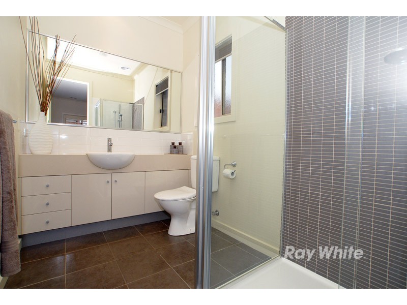 2/61 Cathies Lane, Wantirna South VIC 3152