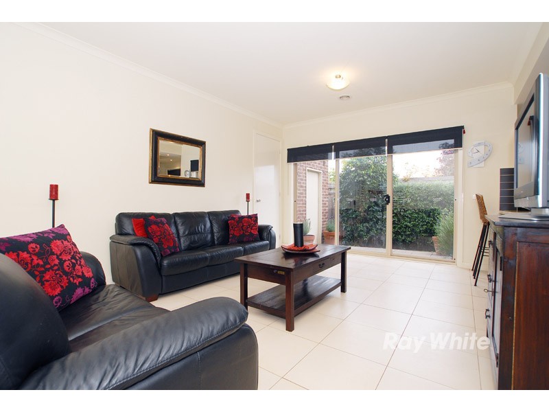 2/61 Cathies Lane, Wantirna South VIC 3152