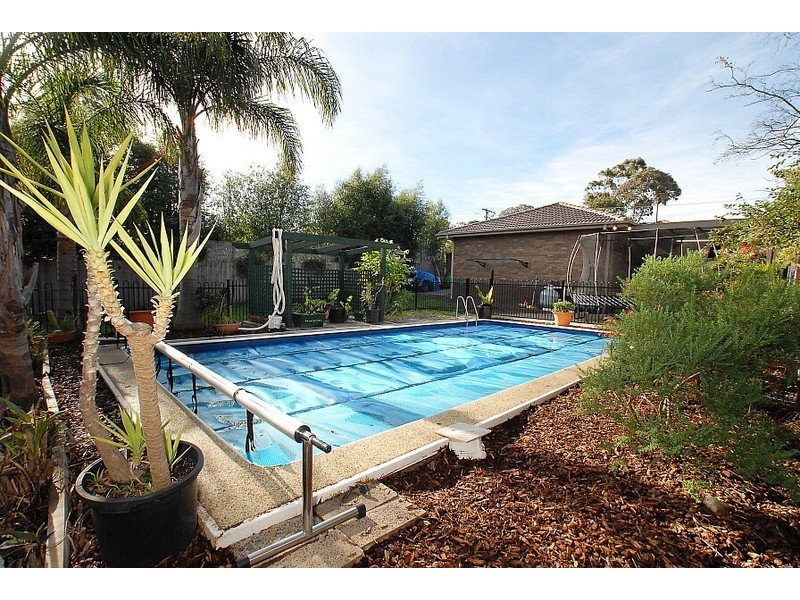 22 Lemal Avenue, Boronia VIC 3155