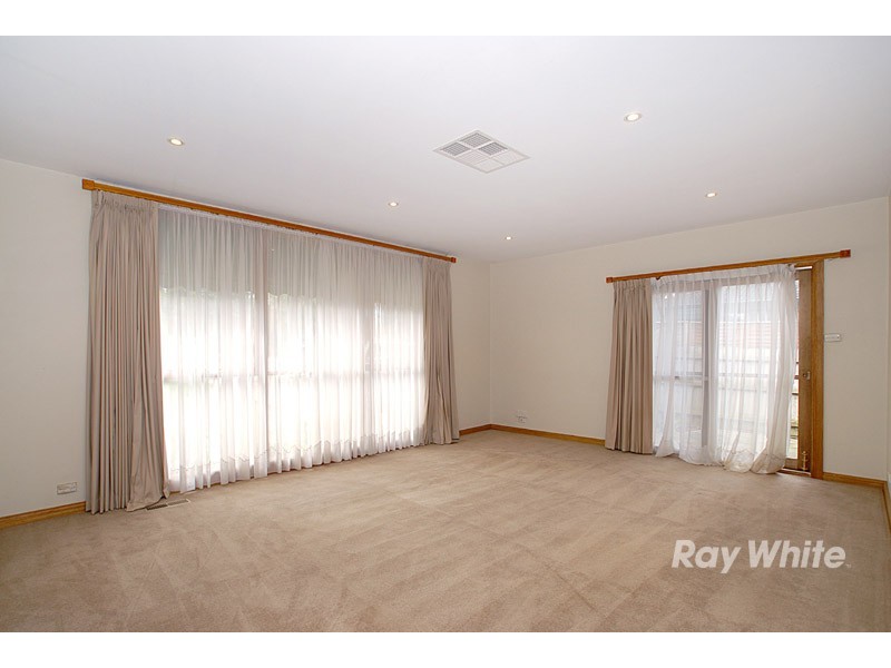 37  Anne Road, Knoxfield VIC 3180