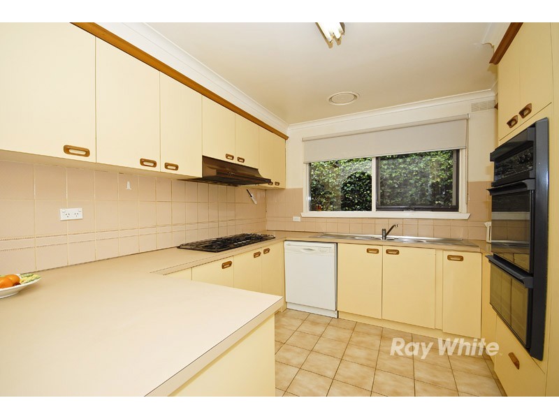 25 Loxton Avenue, Wantirna South VIC 3152