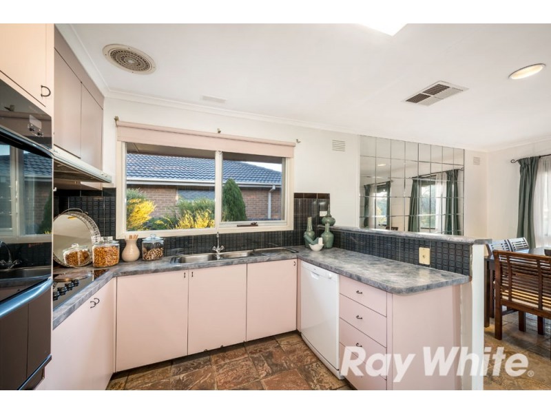 12 Jeanette Street, Bayswater VIC 3153