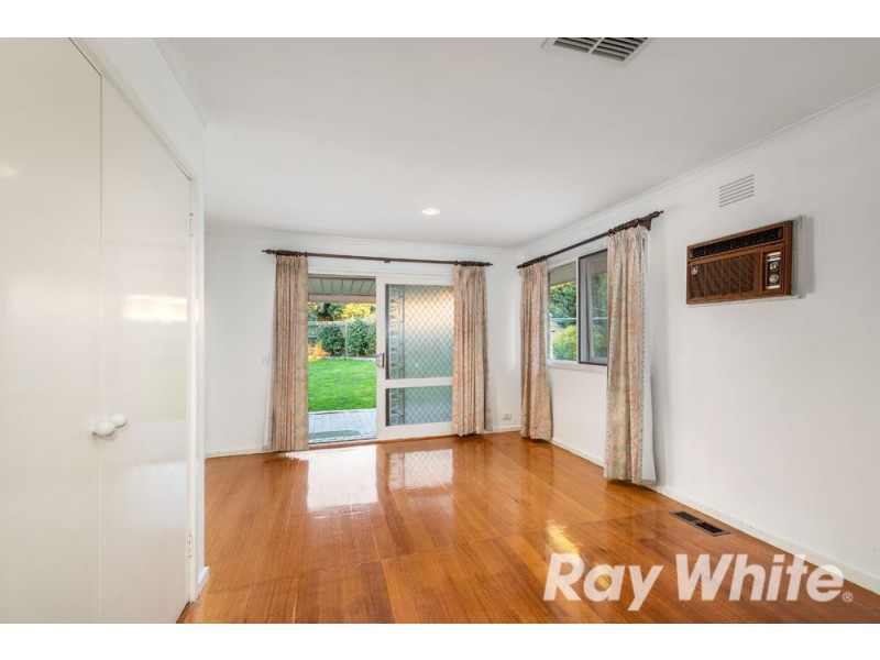 12 Jeanette Street, Bayswater VIC 3153