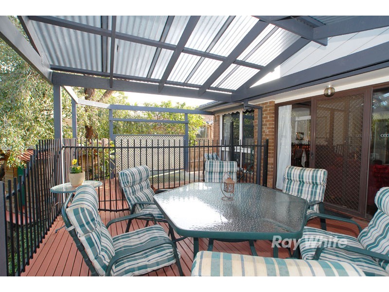 40 Huntingdon Drive, Wantirna South VIC 3152