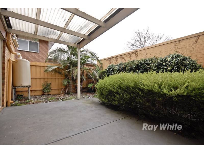 1/15 Myrtle Street, Bayswater VIC 3153