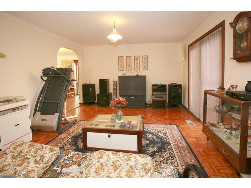 15 Lainie Court, Wantirna South VIC 3152