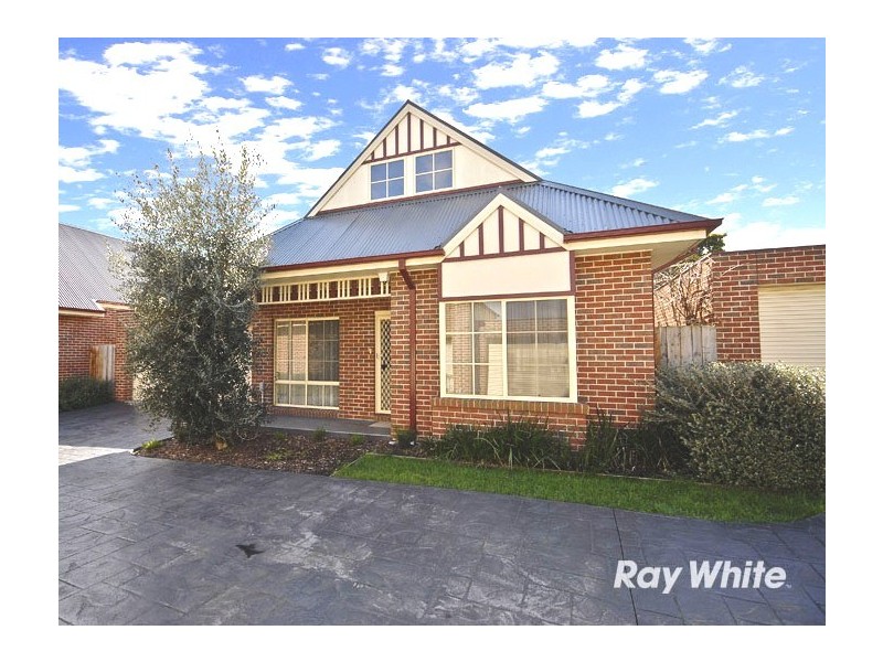 3/4 Austin Street, Ferntree Gully VIC 3156