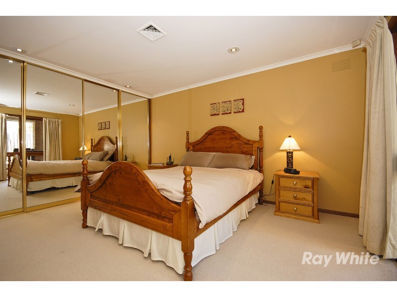 8 Telford Court, Wantirna VIC 3152