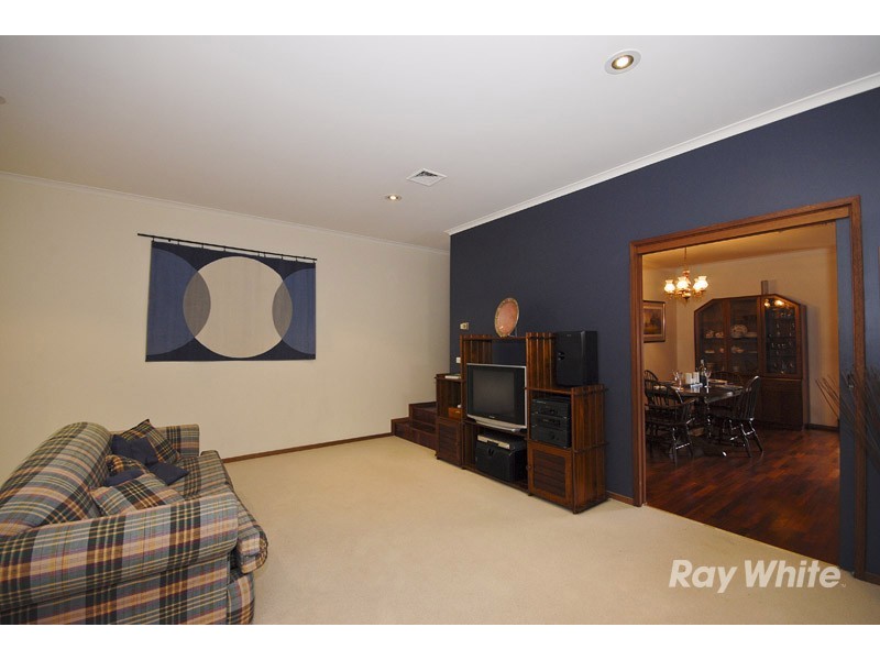 8 Telford Court, Wantirna VIC 3152