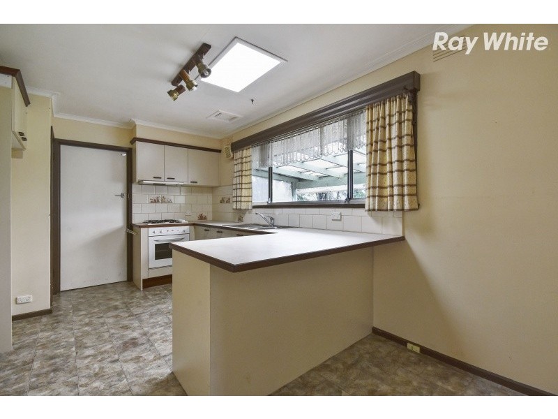 3 Aisbett Avenue, Wantirna South VIC 3152