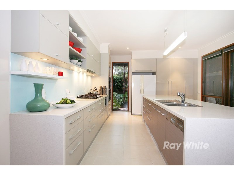 3 Benwerrin Drive, Wantirna VIC 3152