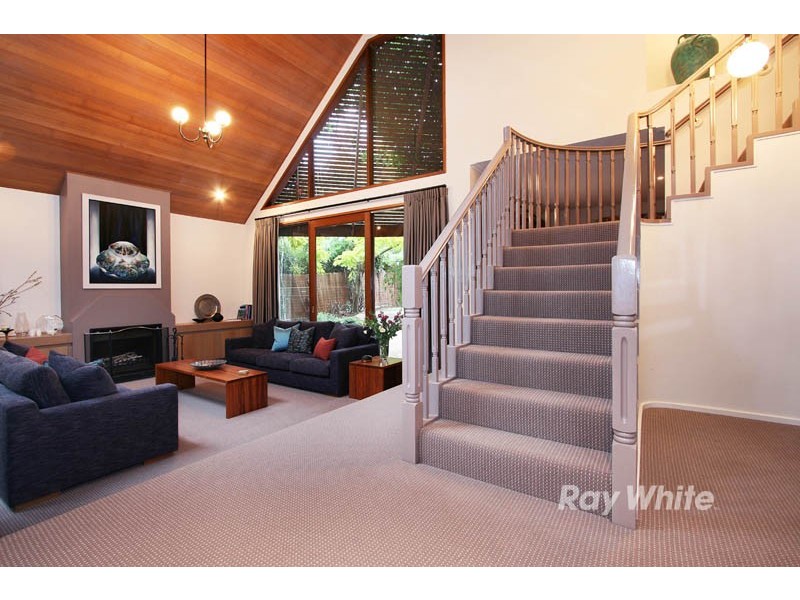 3 Benwerrin Drive, Wantirna VIC 3152