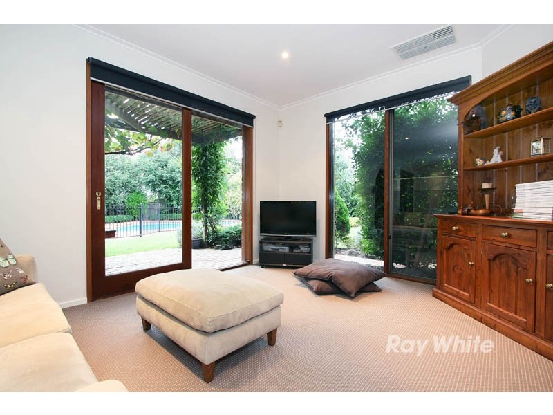 3 Benwerrin Drive, Wantirna VIC 3152