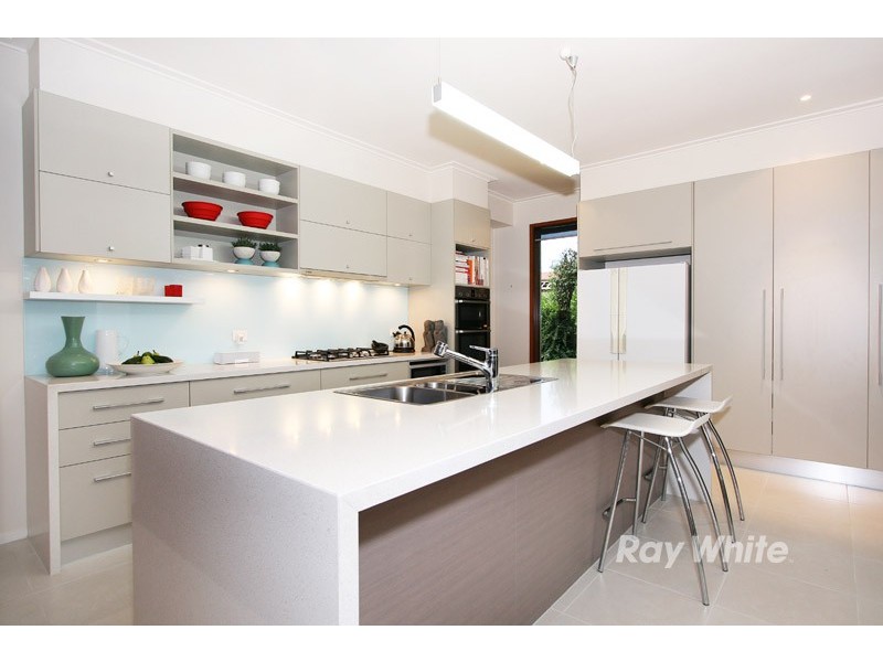 3 Benwerrin Drive, Wantirna VIC 3152