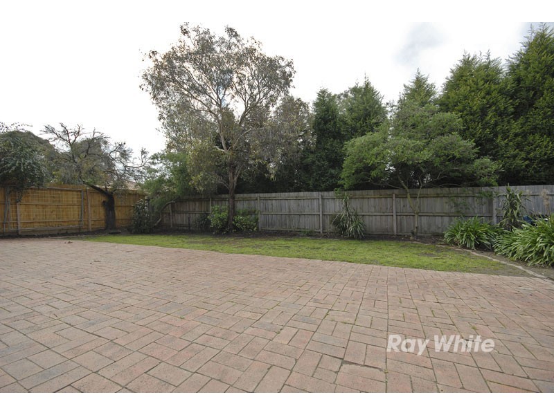 5 Saxon Avenue, Wantirna VIC 3152