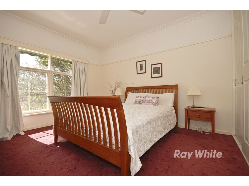 1/6 Felicia Grove, Forest Hill VIC 3131