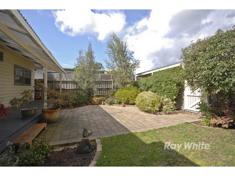 1/6 Felicia Grove, Forest Hill VIC 3131