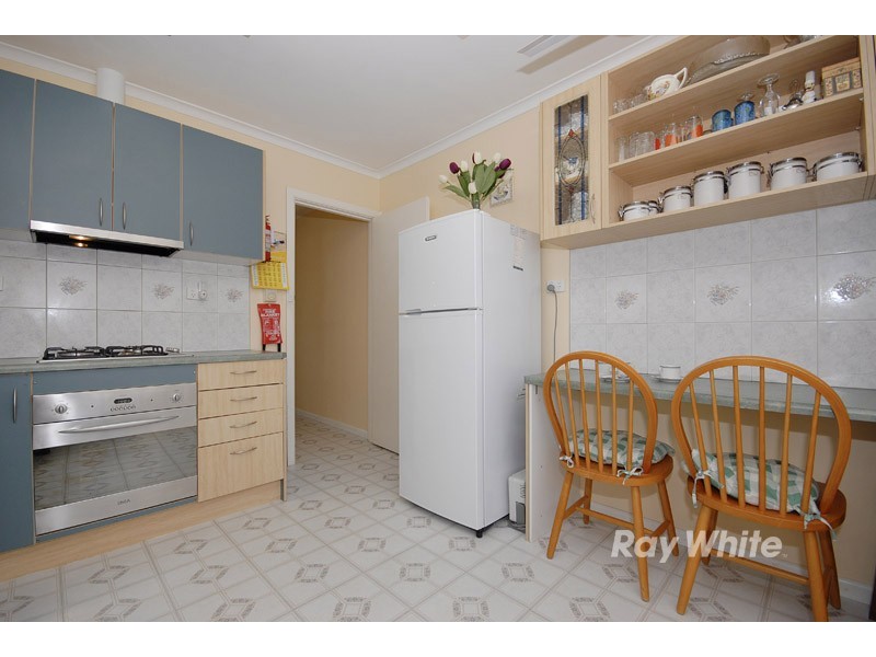 33 Kathryn Road, Knoxfield VIC 3180