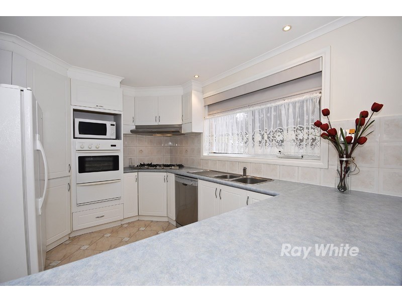 30 Applewood Drive, Knoxfield VIC 3180