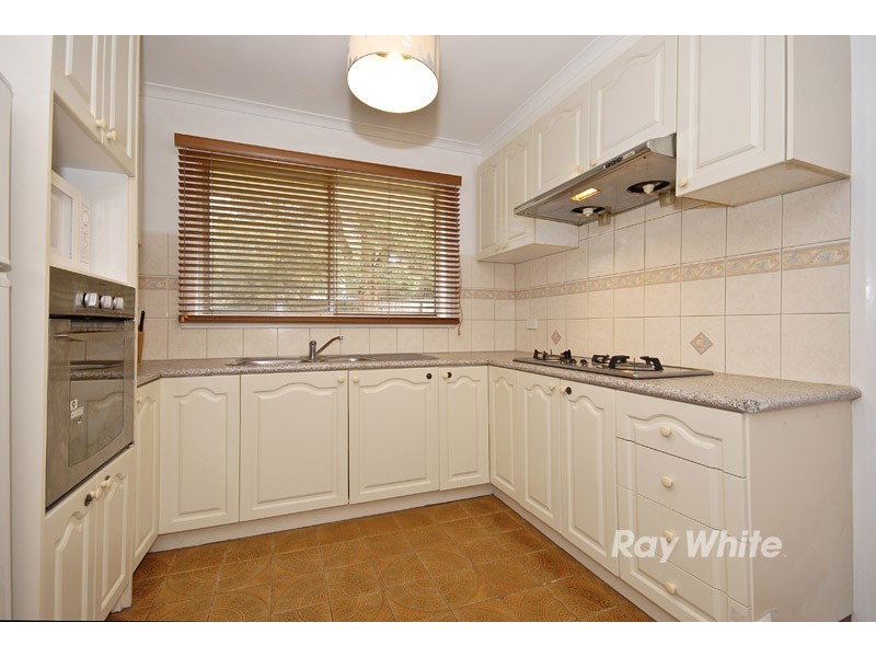 7 Russ Court, Wantirna South VIC 3152