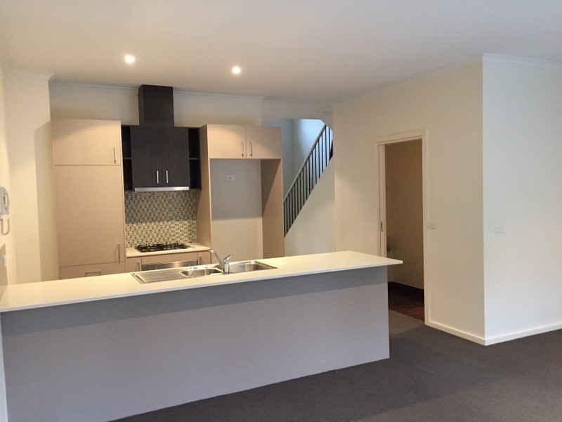 6/3-5 Milton Street, Ferntree Gully VIC 3156