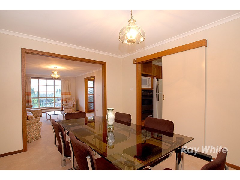 6 Talwood Close, Wantirna South VIC 3152