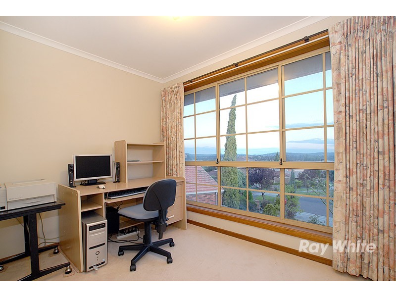 6 Talwood Close, Wantirna South VIC 3152