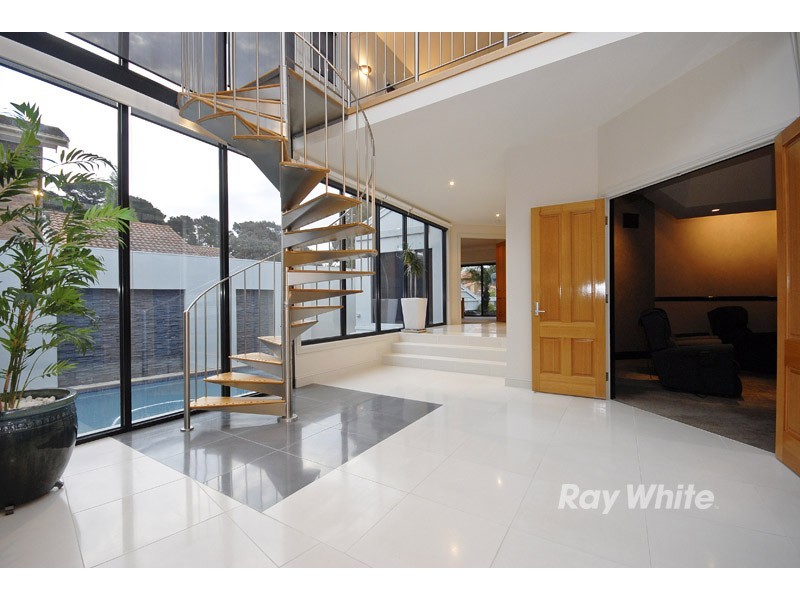 4 Jade Court, Wantirna South VIC 3152