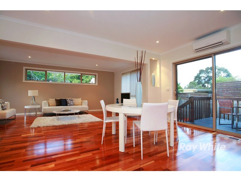 2/7 Saxby Court, Wantirna South VIC 3152