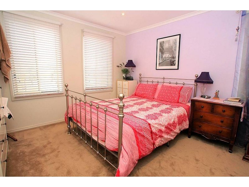 1 Cardwell Court, Ferntree Gully VIC 3156