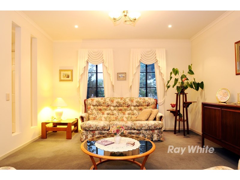 9 Riverpark Drive, Wantirna South VIC 3152