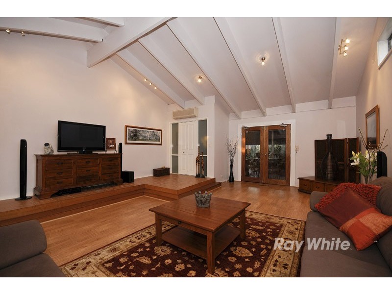 6 Welsh Court, Bayswater VIC 3153