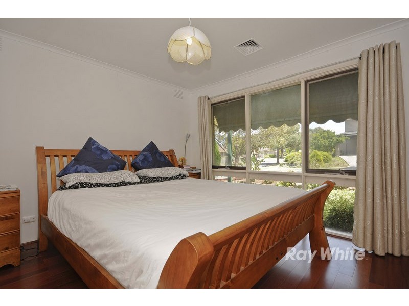 47 Birchfield Crescent, Wantirna VIC 3152