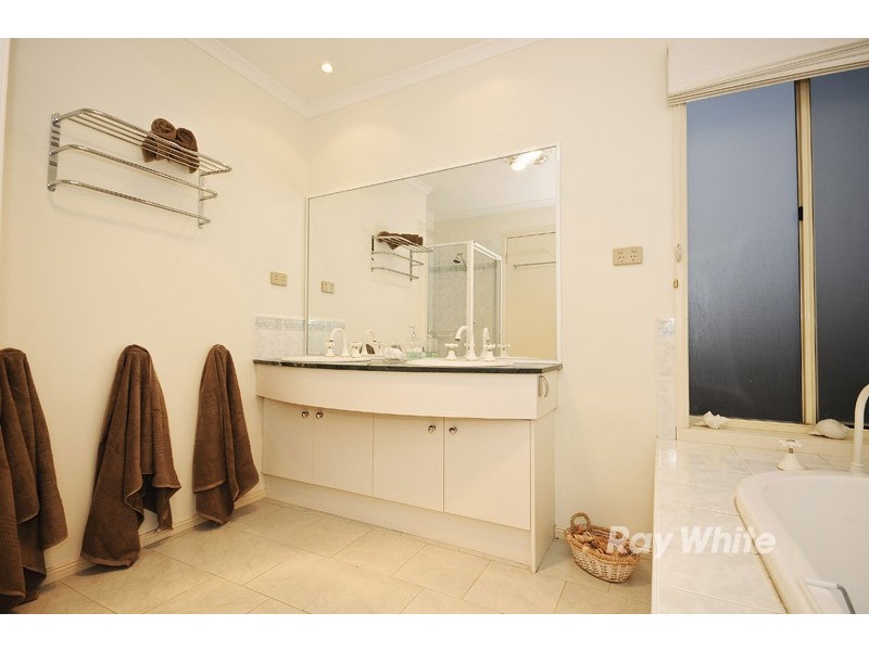 44 Barmah Drive, Wantirna VIC 3152