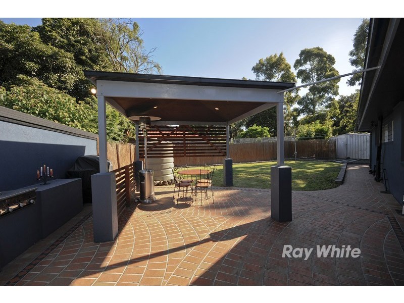 10 Corinella Square, Wantirna VIC 3152