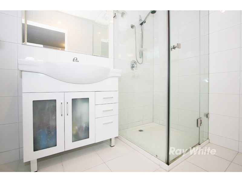 2 Chichester Square, Wantirna VIC 3152