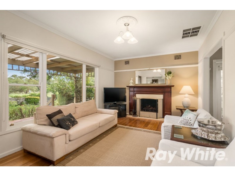 1 Edna Court, Wantirna VIC 3152