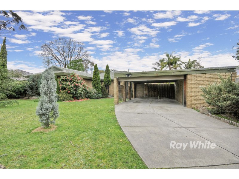 9 Mowbray Drive, Wantirna South VIC 3152