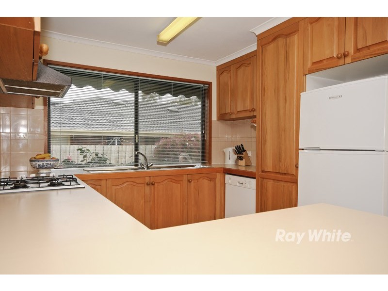 9 Mowbray Drive, Wantirna South VIC 3152