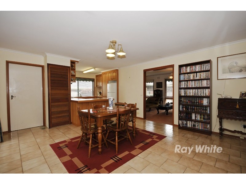 9 Mowbray Drive, Wantirna South VIC 3152