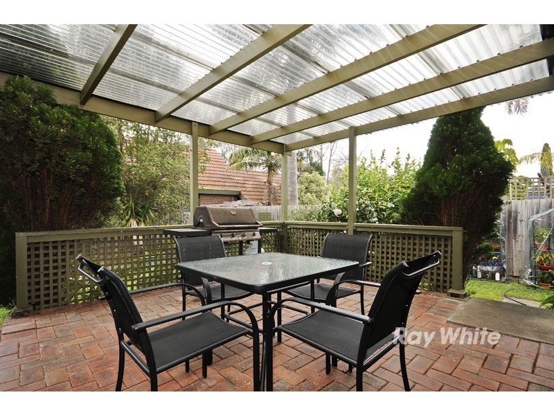 9 Mowbray Drive, Wantirna South VIC 3152