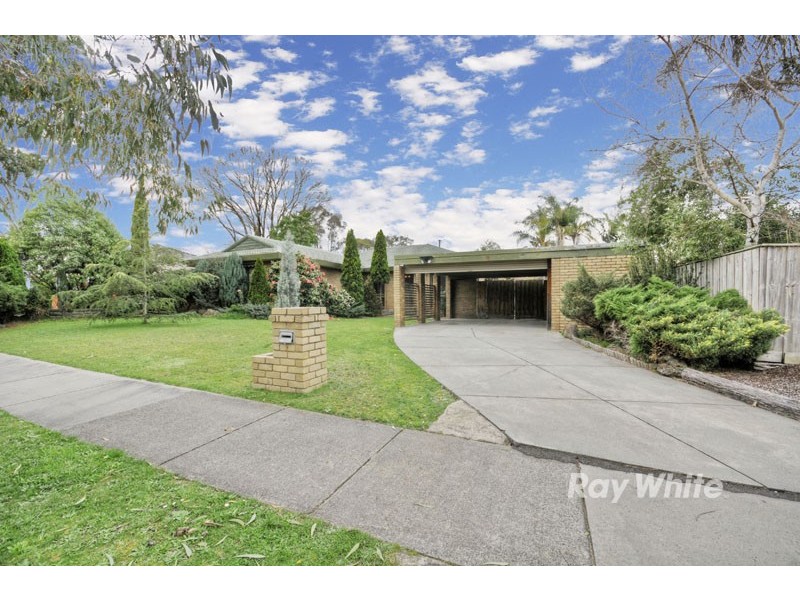 9 Mowbray Drive, Wantirna South VIC 3152