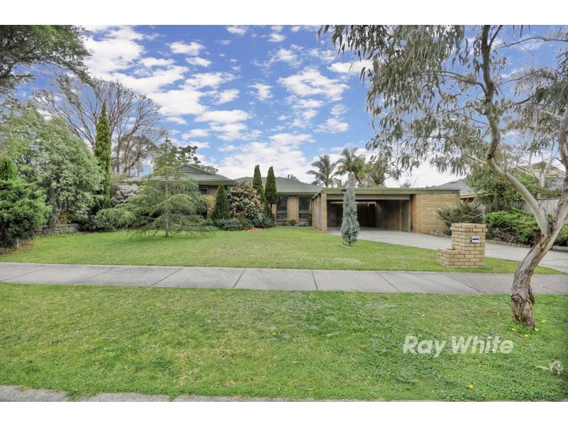 9 Mowbray Drive, Wantirna South VIC 3152