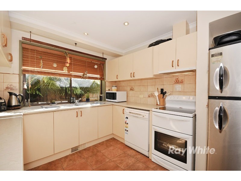 20 Benwerrin Drive, Wantirna VIC 3152