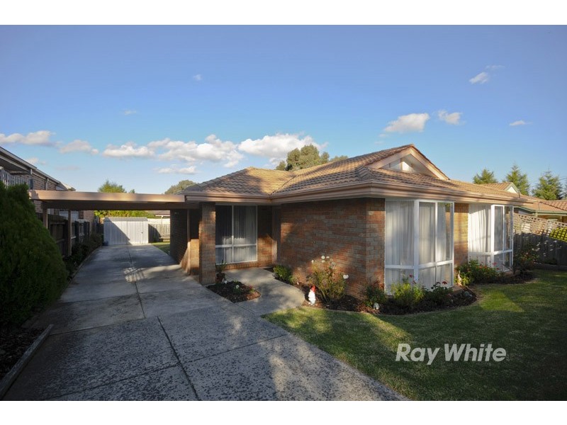 2 Carina Close, Wantirna South VIC 3152