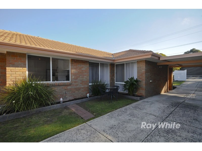 2 Carina Close, Wantirna South VIC 3152