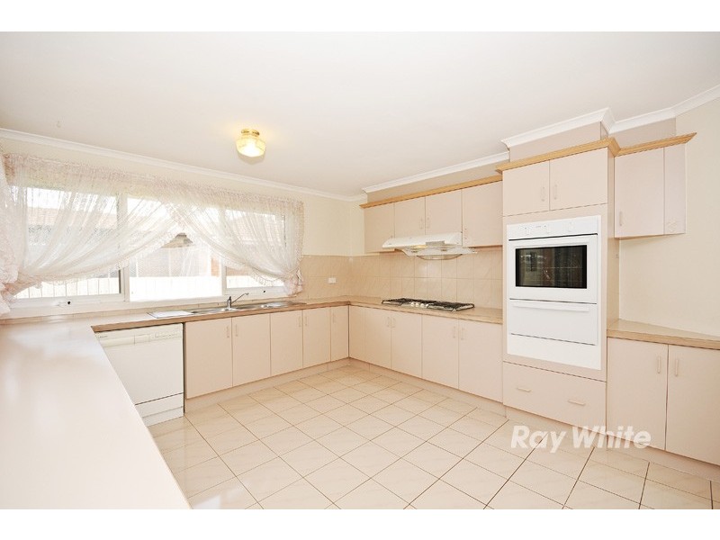 30 Townview Avenue, Wantirna South VIC 3152