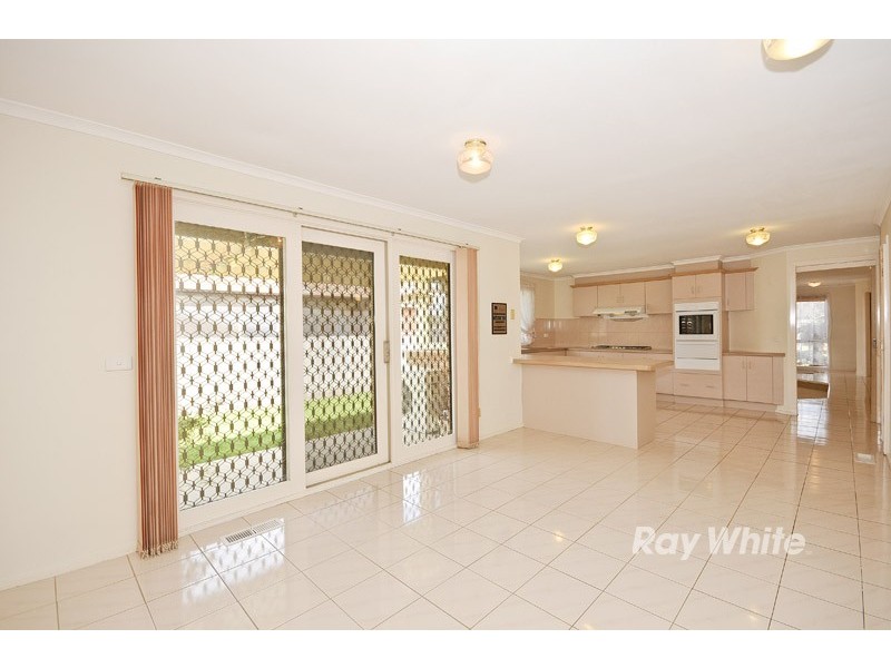 30 Townview Avenue, Wantirna South VIC 3152