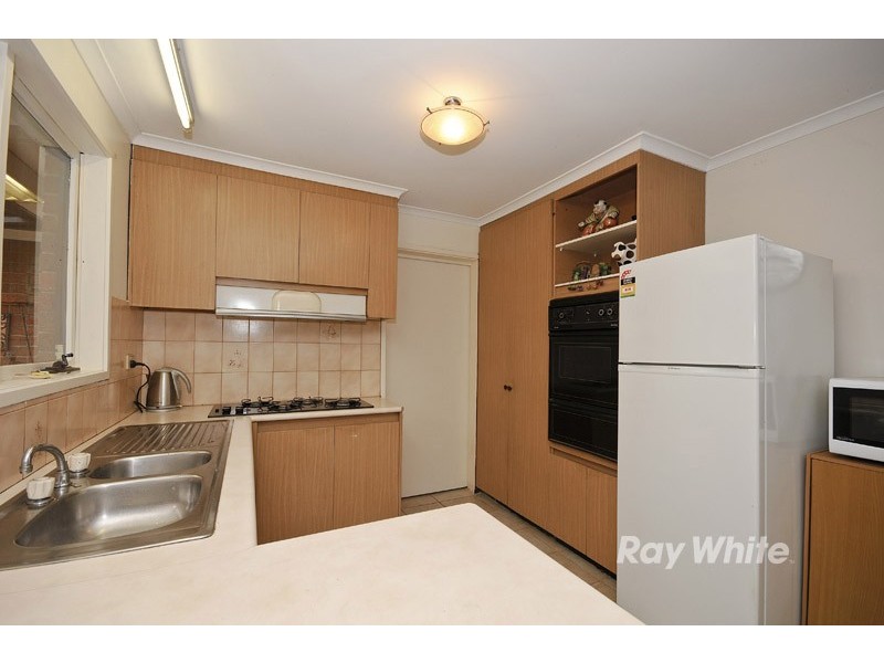 37 Blindcreek Lane, Wantirna South VIC 3152